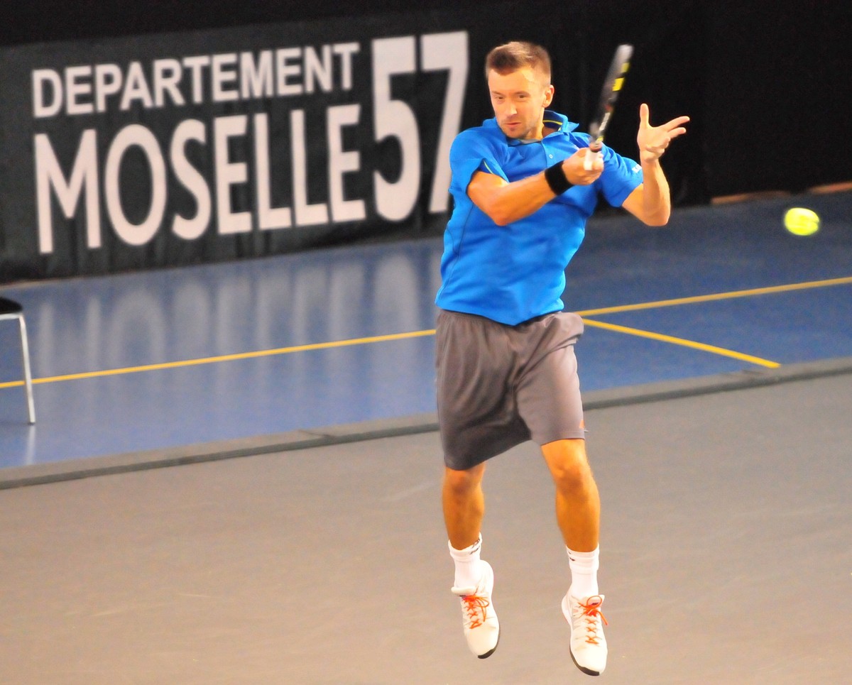 Michał Przysiężny w 1/8 finału challenger w Genewie