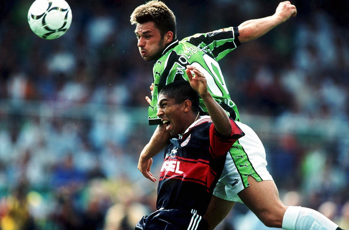 Krzysztof Nowak w meczu Wolfsburg - Bayern w 1998 r.