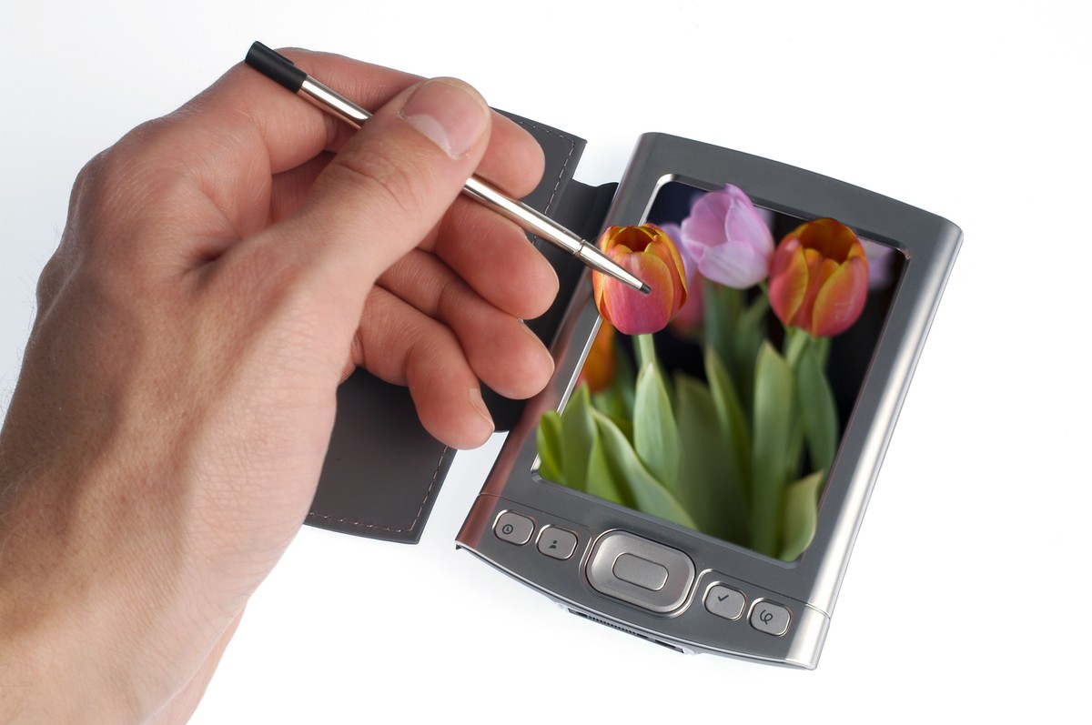 Zakupy przez telefon. fot. Shutterstock
