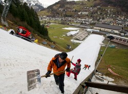 Skoczkowie przegrali z pogodą. Odwołane kwalifikacje w Engelbergu