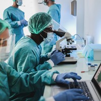 Gyökeres változások Dél-Afrikában a COVID-19 járvány kezelésében