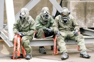 Rosjanie coraz częściej używają na froncie broni chemicznej