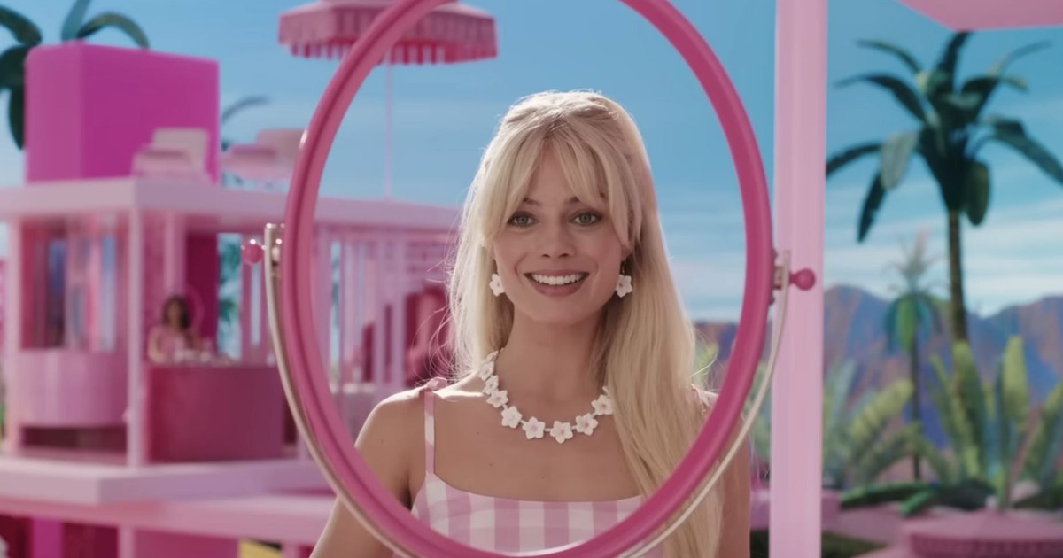 Ryan Gosling said Margot Robbie would fine anyone on the 'Barbie' set ...