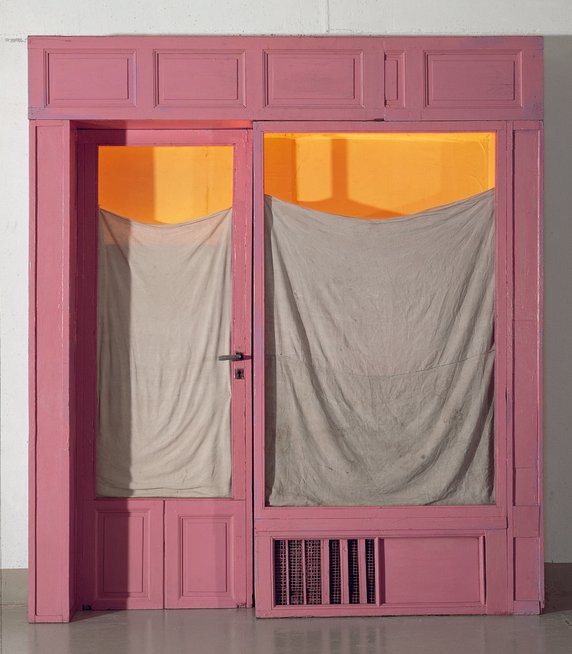 Christo - "Purple Store Front" ("Purple Store Front", 1964)