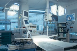 Ekskluzivno u emisiji BLIC ZDRAVLJE: Prvi put UŽIVO - OPERACIJA NA MATERICI, hrabroj Vladani lekari pred kamerama izvode zahvat - od 11h budite uz Blic TV