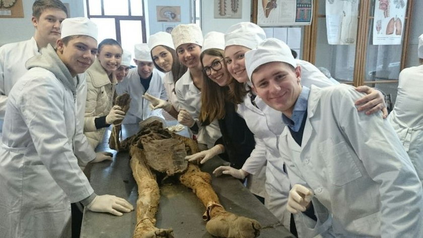 Bezduszne selfie studentów medycyny