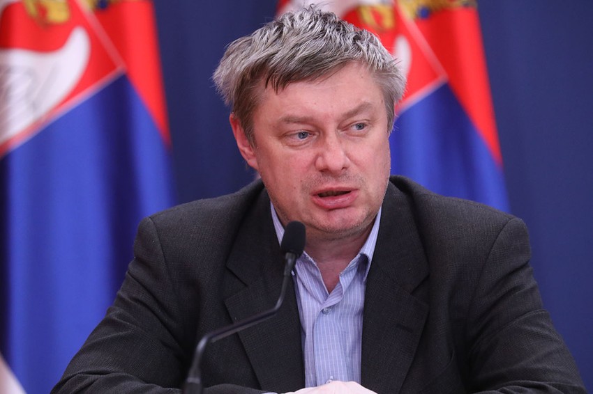 Gerijatrijske ustanove u malim mestima najveći rizik, kaže Stevanović