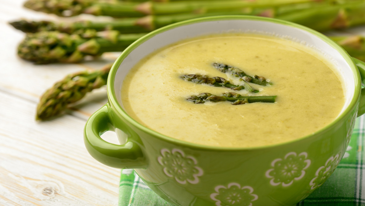 Zupa krem z zielonych szparagów - przepis