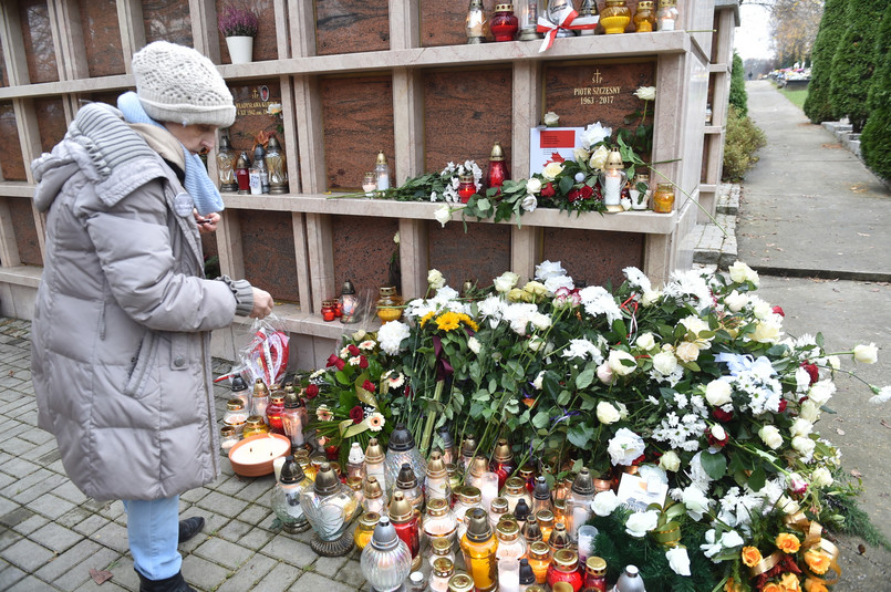 Grób Piotra Szczęsnego na cmentarzu Salwatorskim w Krakowie.