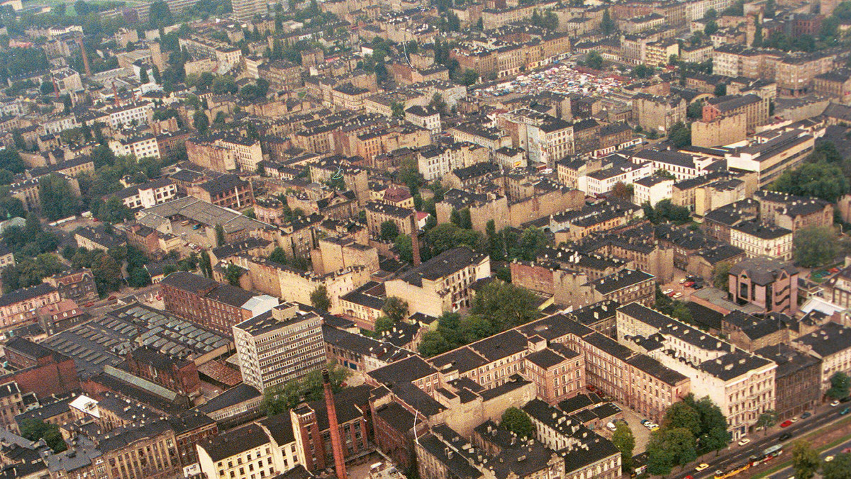 Łódź jest pierwszym miastem w Polsce, które otrzymało certyfikat Zdrowego Miasta Światowej Organizacji Zdrowia (WHO) na lata 2014-18. Dokument potwierdza zaangażowanie magistratu w lokalne działania wspierające zdrowie i jakość życia mieszkańców.