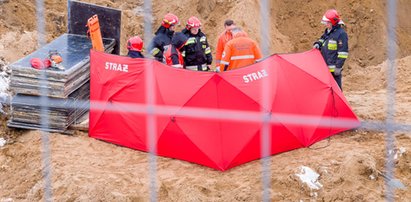 Tragedia w Białymstoku. Dwóch mężczyzn przysypała ziemia