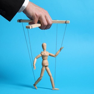 3 módszer, hogy kiszabaduljon a manipuláció csapdájából