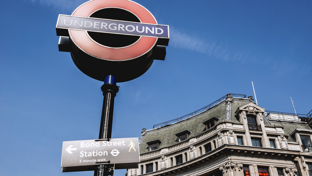 Uruchomienie całodobowego serwisu kolejki podziemnej będzie najbardziej korzystne dla zamożnych londyńczyków, którzy posiadają nieruchomości nieopodal poszczególnych stacji metra - podaje "Evening Standard".