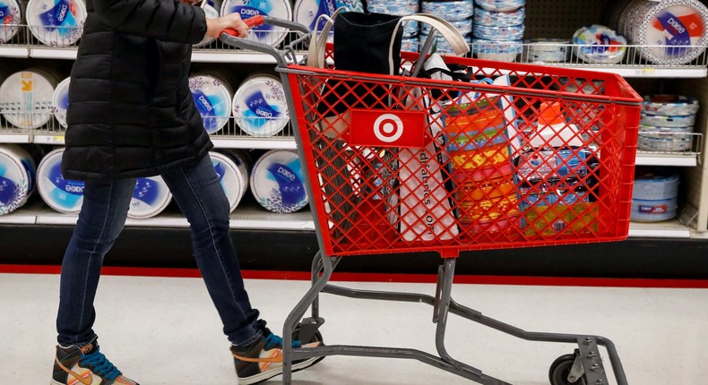 target shopper shopping cart store