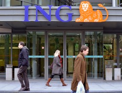 Do filii banku przyjdziesz po poradę. Reszta w sieci