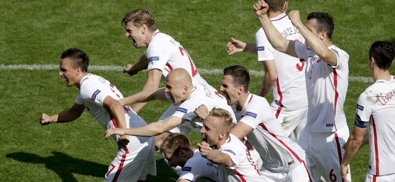 Tusk, Duda, Hummels, Matthaeus. Twitter w euforii po awansie Polaków