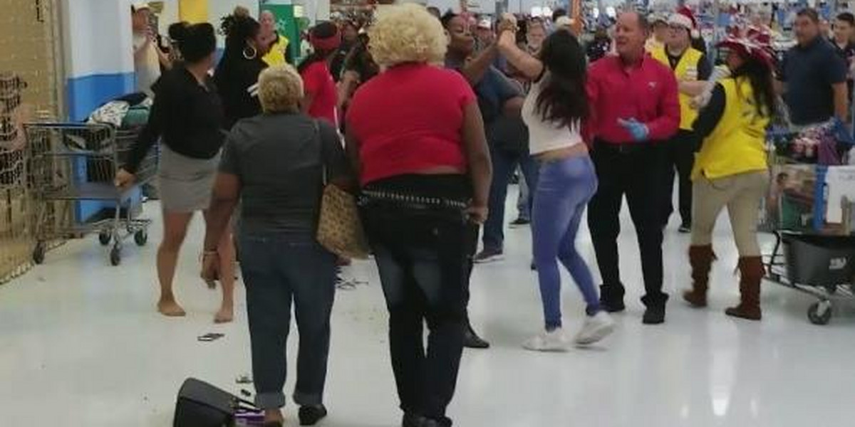 Luizjana. Bijatyka w sklepie Walmart w święta. 2 osoby ranne
