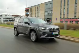 Jeep Cherokee 2.2 MJD Limited – między SUV-em, a terenówką | TEST