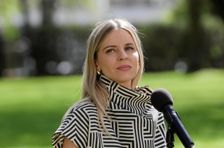 Zmiany w 800 plus? Gajewska stawia sprawę jasno