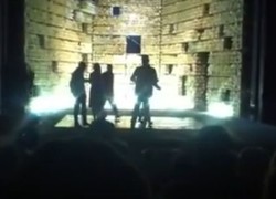 Przerwany spektakl w Teatrze Starym. Klata zażenowany: Obrazili aktorów