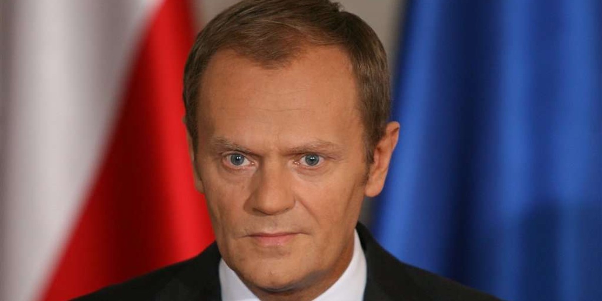 Premier Tusk dostanie czerwoną kartkę!