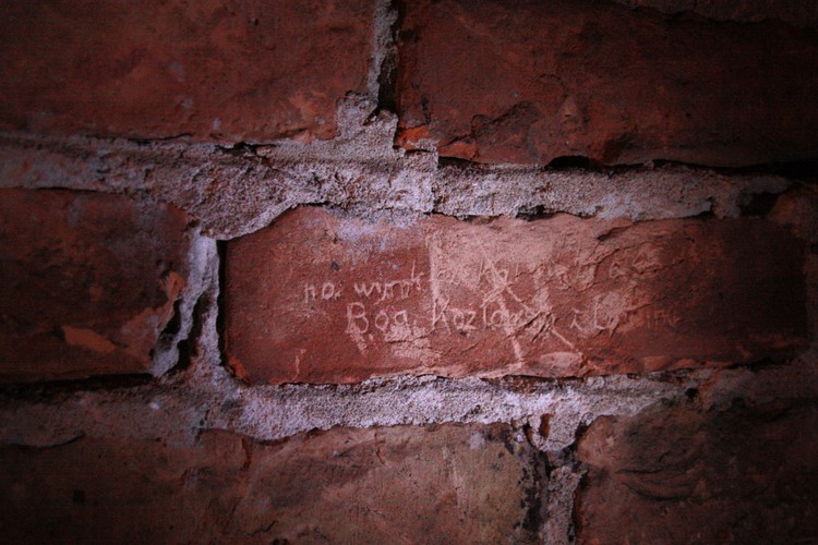 Tajne więzienie NKWD w Warszawie