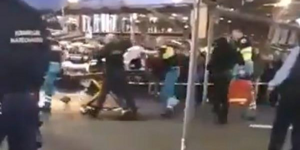 Groza na lotnisku! Policja postrzeliła nożownika