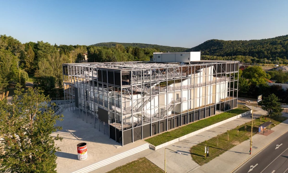 Pop-art capital in Slovakia– odnowione Muzeum Andy’ego Warhola zapiera dech w piersiach swoim interaktywnym światem