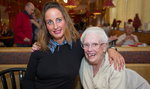 87-latka utknęła w wannie na 4 dni. Uratowała ją kelnerka