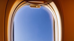 Trasy tych przewoźników na pewno będą realizowane z lotniska Chopina i z Modlina po 1 maja [WYKAZ]