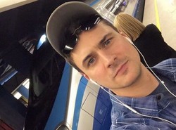 Damięcki o Pendolino: Jadę obrzydliwym pociągiem, o zgrozo!