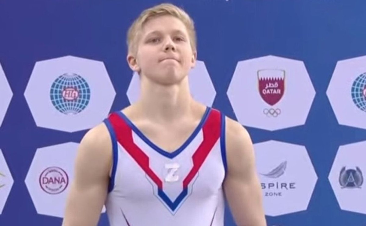 Iwan Kuliak z literą "Z" na piersi