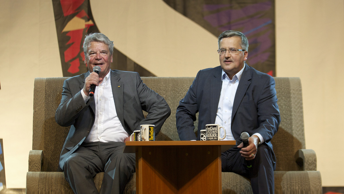 Prezydent Niemiec Joachim Gauck w czasie spotkania z uczestnikami 18. Przystanku Woodstock mówił, że podziwia Polaków za umiłowanie wolności. Prezydent Bronisław Komorowski podkreślał z kolei, że nie ma narodu bezpiecznego, jeśli zrezygnuje z wolności.
