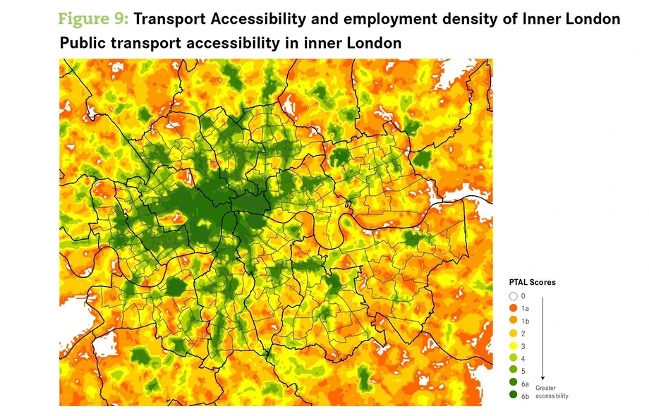 W Londynie liczbę dopuszczalnych miejsc parkingowych uzależnia się od dostępności do transportu publicznego (Pedestrian Transport Accessibility Levels, PTAL) w danej lokalizacji, który oblicza Transport for London, czyli miejscowy zarząd transportu