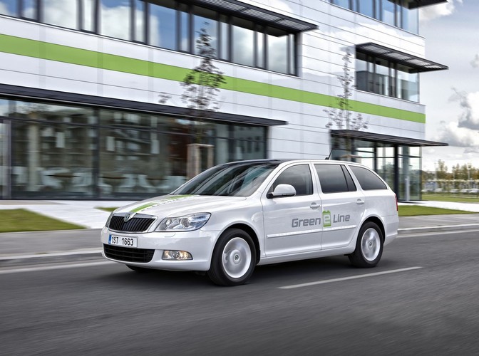 Octavia Green E Line od zera do 100 km/h rozpędza się w 12 sekund, a jej maksymalna prędkość to 135 km/h