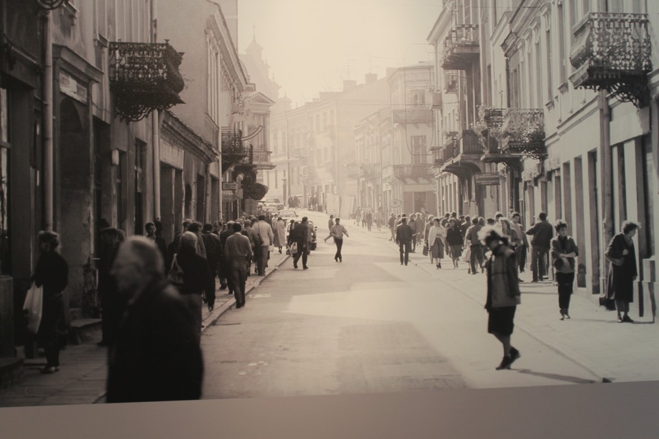 Zdjęcia kieleckiego fotografika Jerzego Piątka, które można oglądać w Muzeum Historii Kielc na wystawie "Były takie Kielce"