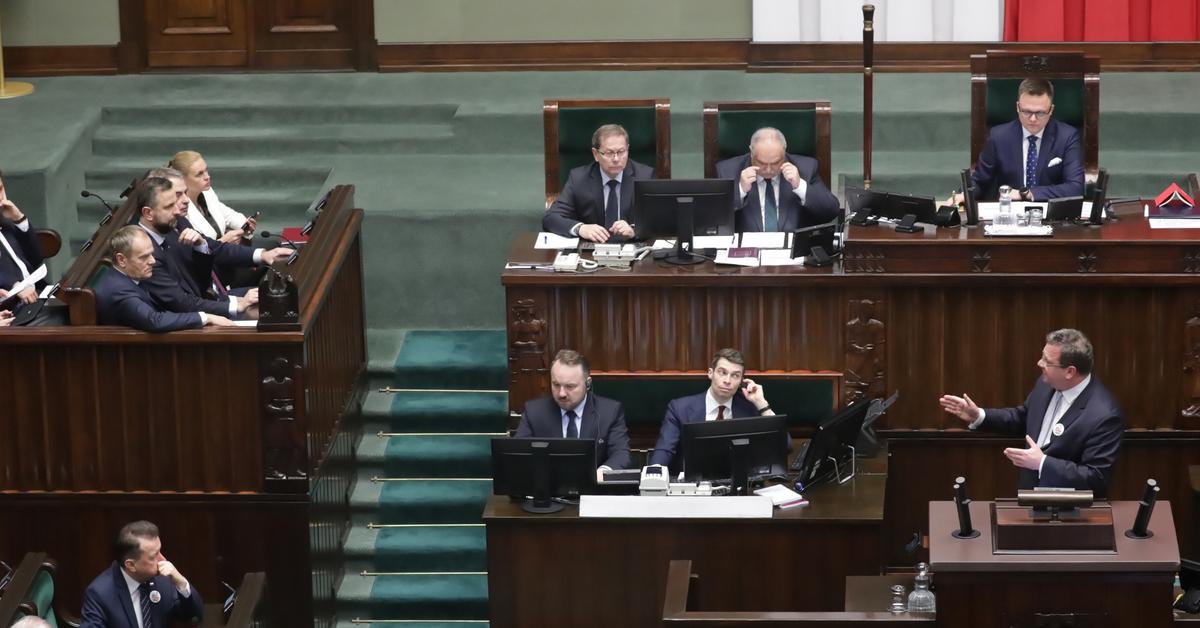 Sejm Jednogłośnie Powołał Komisję śledczą Ds Pegasusa Wiadomo Kiedy Zacznie Prace Dziennikpl