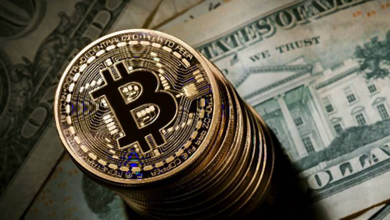 Bitcoin podzielił się na dwie waluty - przywitajcie Bitcoin Cash