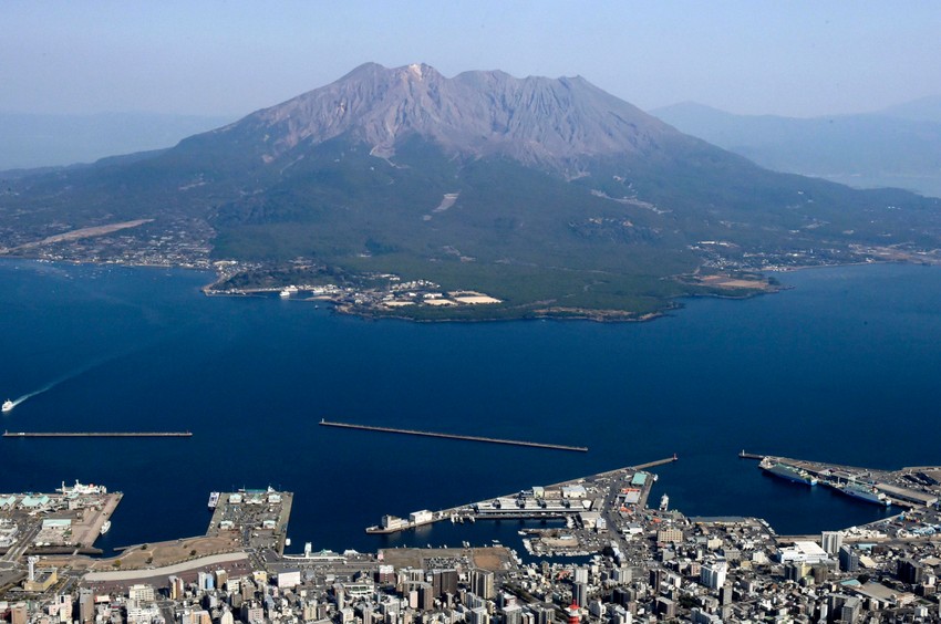Erupcija vulkana Sakuradžima u Japanu