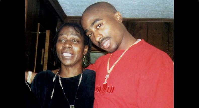 Tupac  Shakur's mother dies at 69