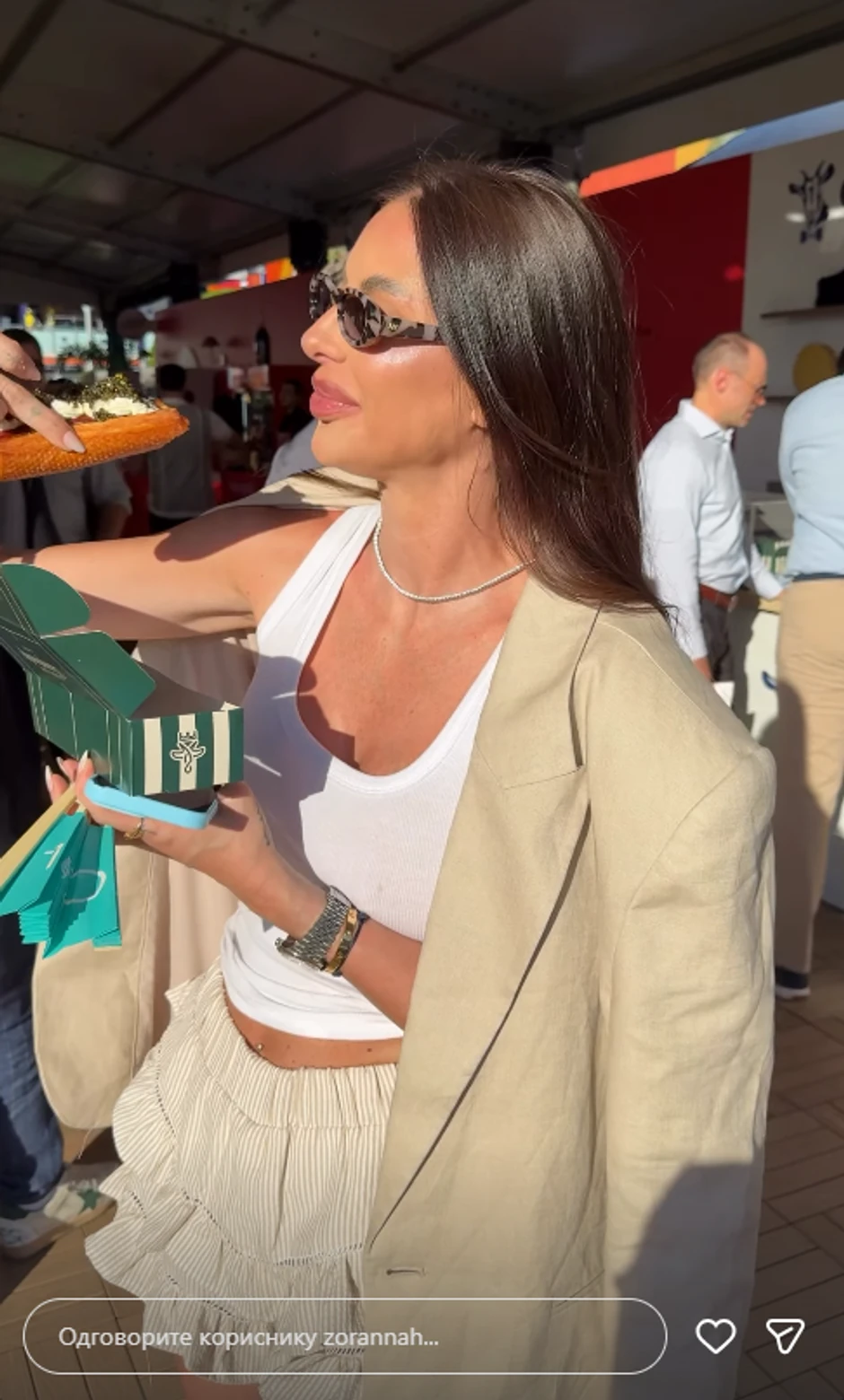 Zorana jede hot dog od 100 dolara