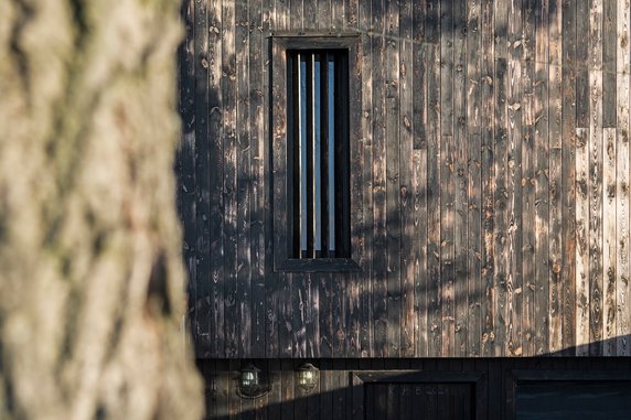 Dom w starym wiatraku na Lubelszczyźnie. Architekci zmienili ruinę w cudo!