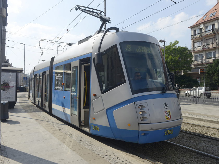 Zachód Wrocławia odcięty od tramwajów