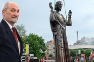 Macierewicz 