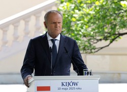 "Wybór powinien być prosty". Tusk komentuje debatę i podgrzewa atmosferę