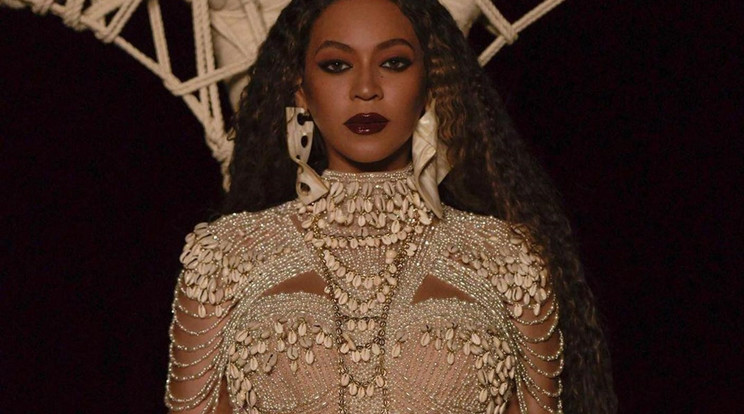 Beyoncé virágcsokrot küldött  Liryc Chanelnek, aki agydaganattal küzd./ Fotó: Northfoto