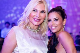 Ova SRPKINJA podmlađuje Evu Longoriju i Naomi Kembel i u OVOJ HALJINI bacila je Veneciju pod noge, rame uz rame sa svetskim zvezdama koje hrle u njenu ordinaciju u Dubaiju