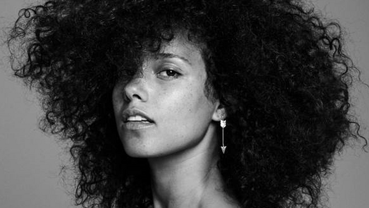 Do sprzedaży trafił jeden z najbardziej wyczekiwanych albumów tego roku. Alicia Keys powraca z nową studyjną płytą "Here", która dostępna jest już na nośniku CD oraz w serwisach cyfrowych.