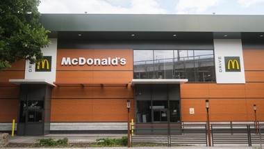 znana sieć fast foodów zaskakuje. właściciele psów będą zachwyceni