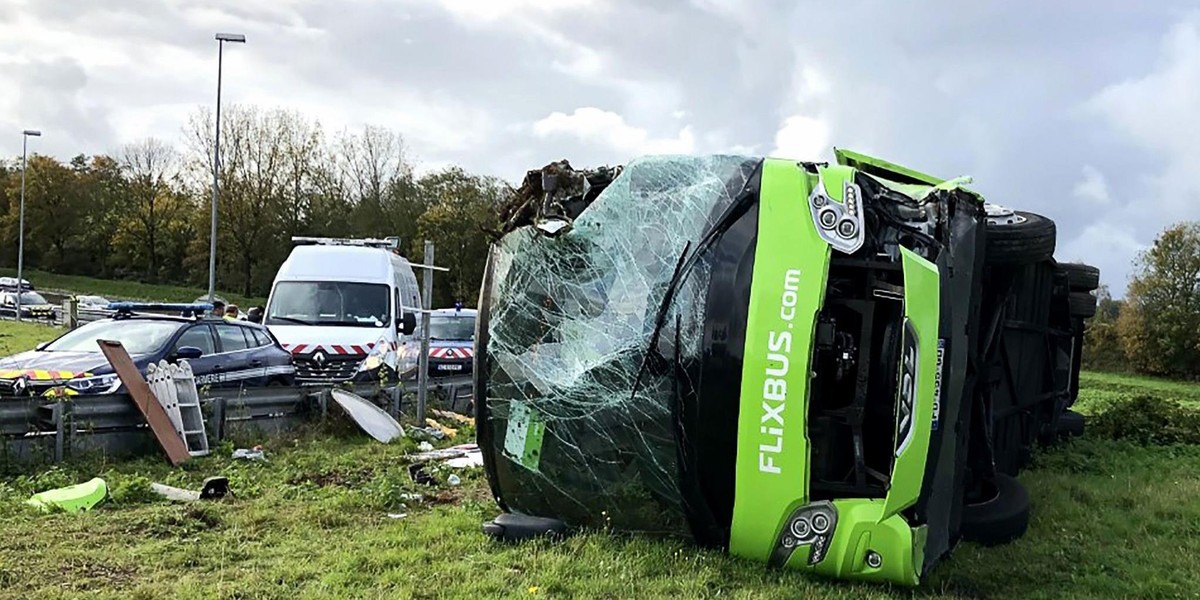 Wypadek Flixbusa we Francji. 33 osoby poszkodowane